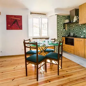 Apartment Alfama Historical, Lisbon