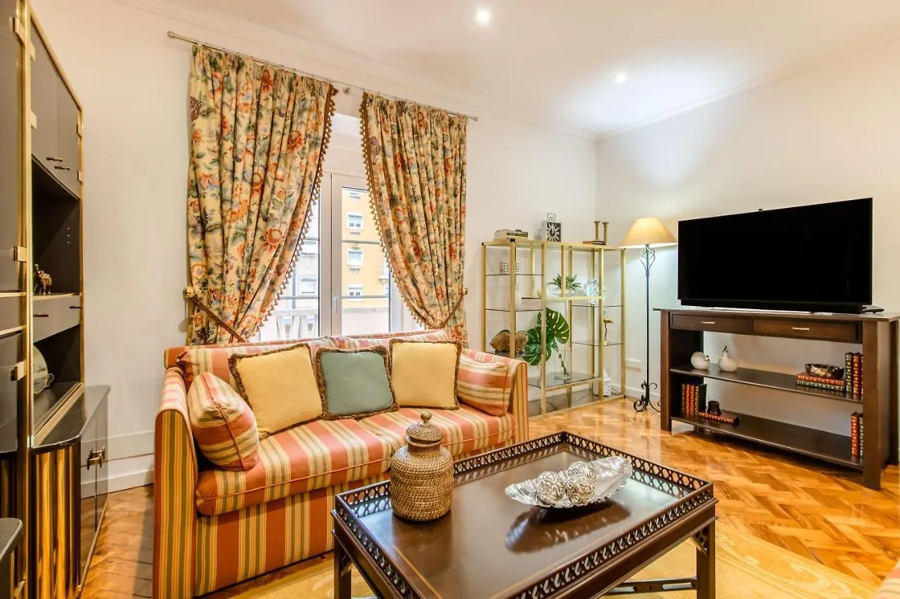 Lisbon Stay At Roma Boulevard 0*,