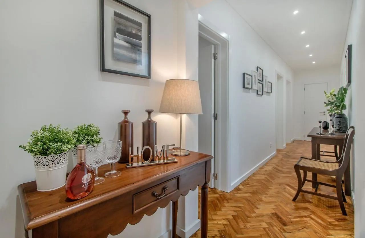 Lisbon Stay At Roma Boulevard Apartment